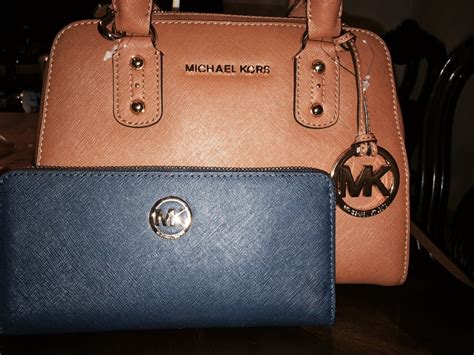 michael kors bags outlet near me|Michael Kors clear bag clearance.